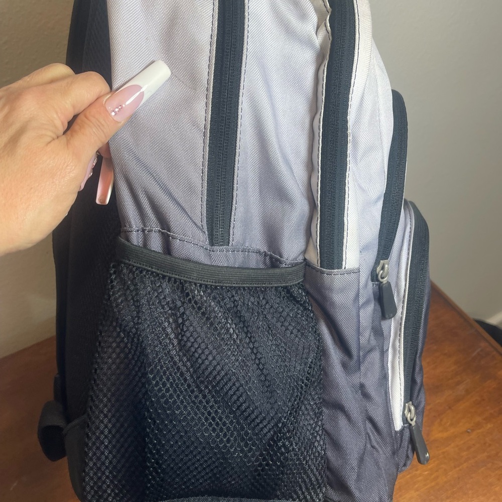 Gray & Black Backpack School Hiking Travel Bag Unisex 17" Padded Straps​ - Picture 2 of 8